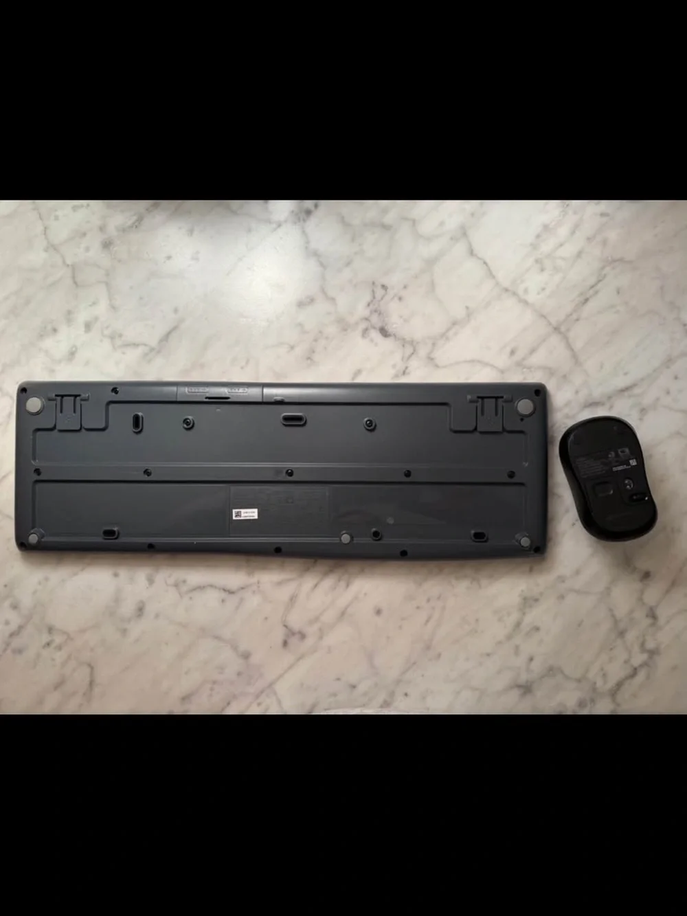 Logitech Wireless Keyboard (K270) and Mouse (M185) Combo Set